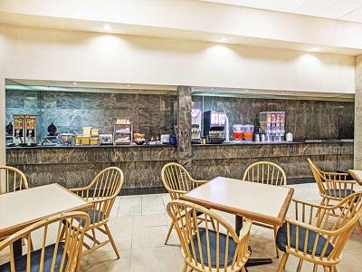 Days Inn By Wyndham Dallas Ървинг Екстериор снимка